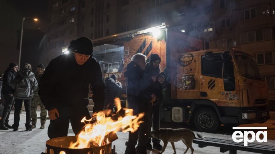 В Киеве продолжают работы по возобновлению теплоснабжения