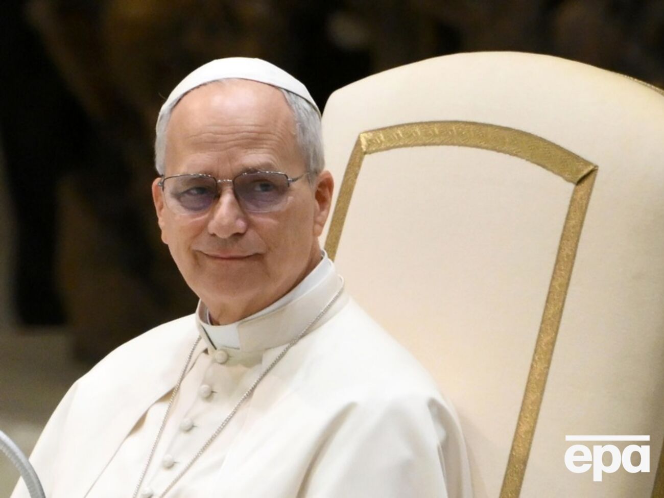 В Украину от папы передали лекарства, еду и генераторы