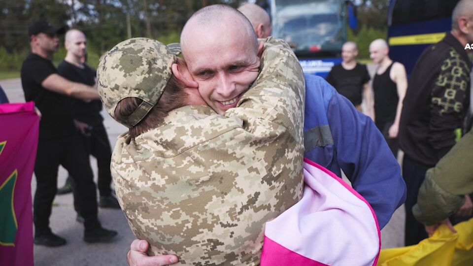 Ініціатива "Серце Азовсталі" організовує комплексну медичну допомогу й реабілітацію людям, звільненим із полону