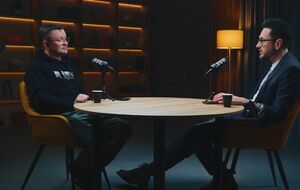 Первым гостем Сикоры стал Осиченко