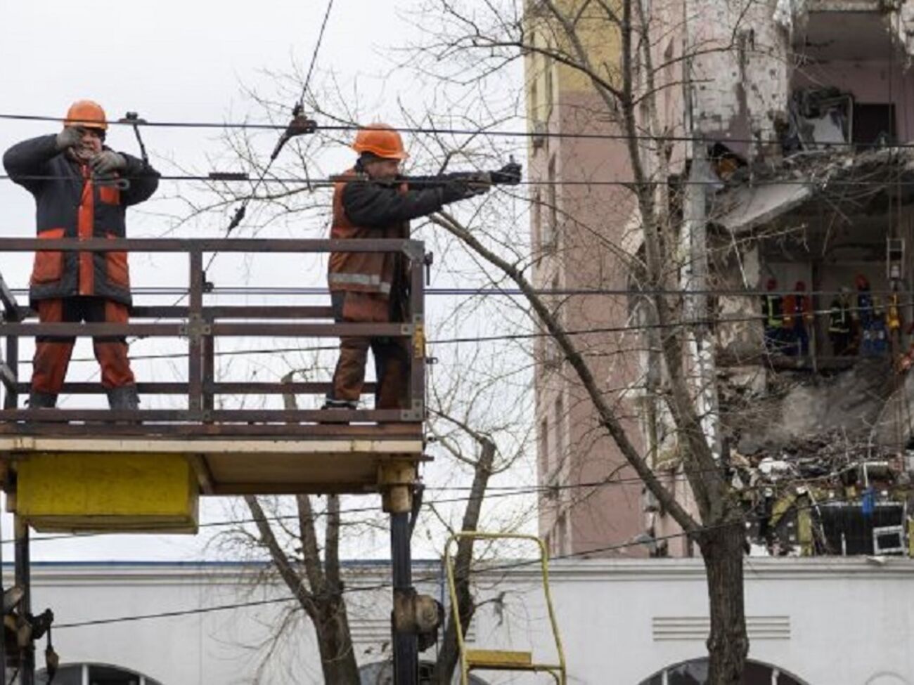 Соцопитування демонструє, кого громадяни України вважають відповідальними за інфраструктурну кризу, написав Денисенко