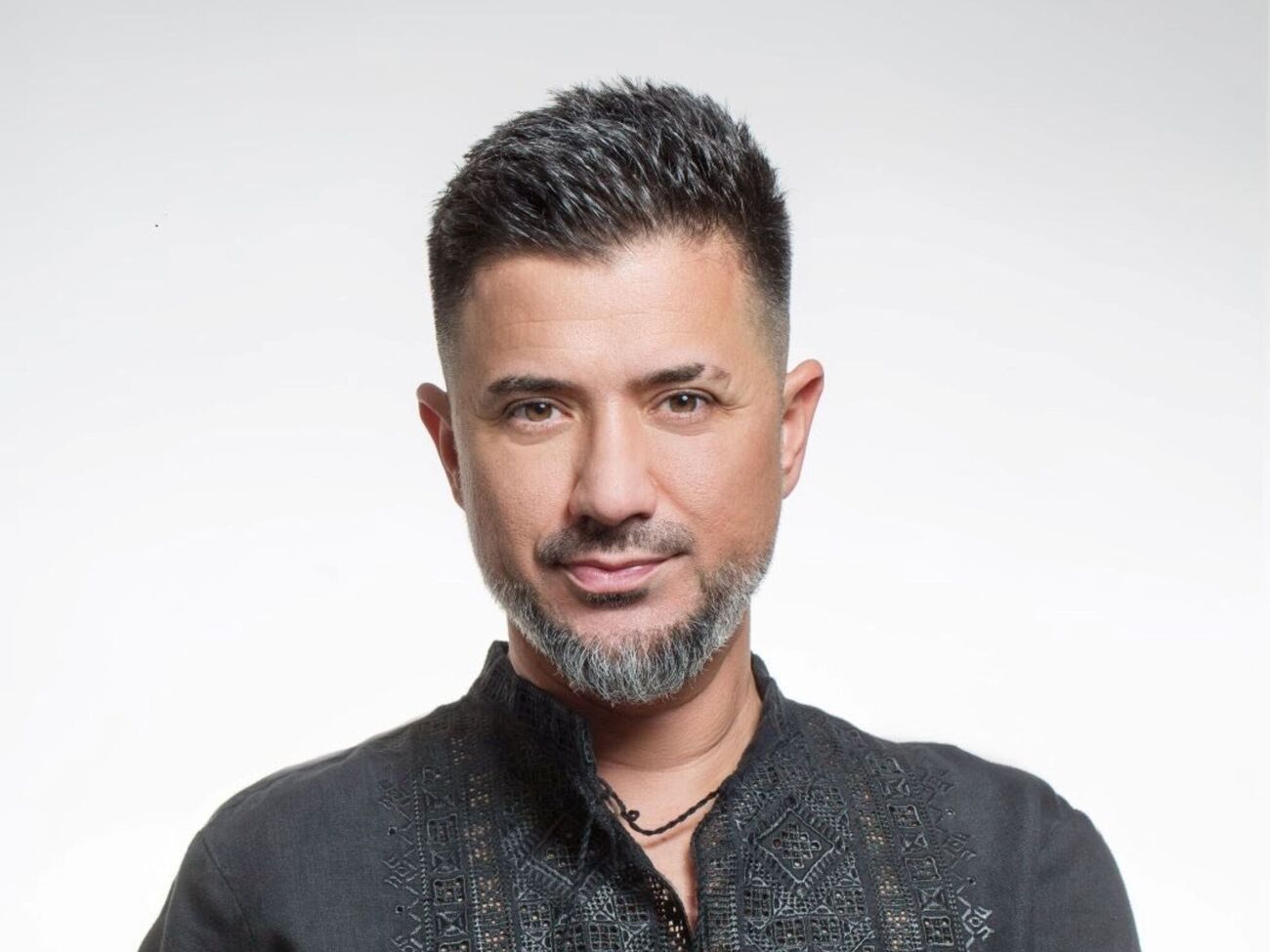 Налчаджиоглу стал известен после того, как женился на Ани Лорак