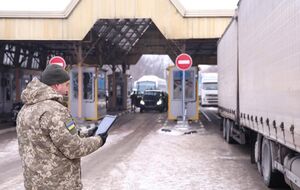 Пункт пропуска уже строится, сказал Клименко