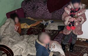 Загалом у сім'ї проживало четверо дітей, їх помістили у спецзаклад