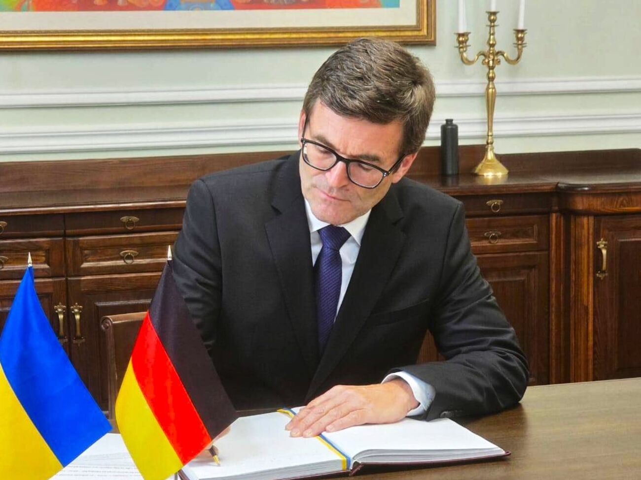 Томс розпочав роботу послом ФРН у Києві 20 вересня минулого року