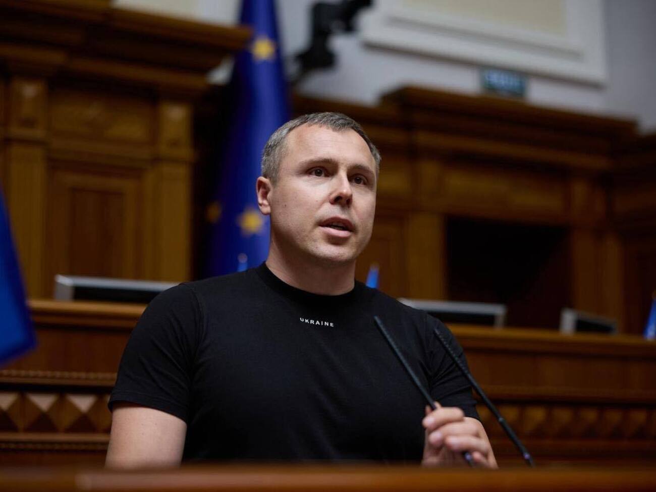 Мир лучше войны, но не за счет украинцев, отметил Костенко