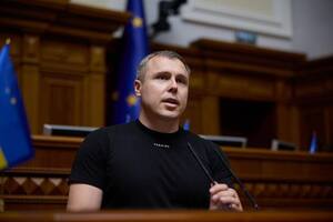 Мир лучше войны, но не за счет украинцев, отметил Костенко