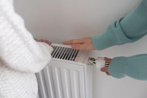 Из-за повреждений Дарницкой ТЭЦ подать тепло части домов сейчас невозможно