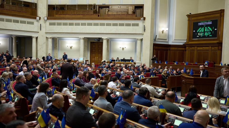 Источник в Раде подтвердил отравление среди депутатов