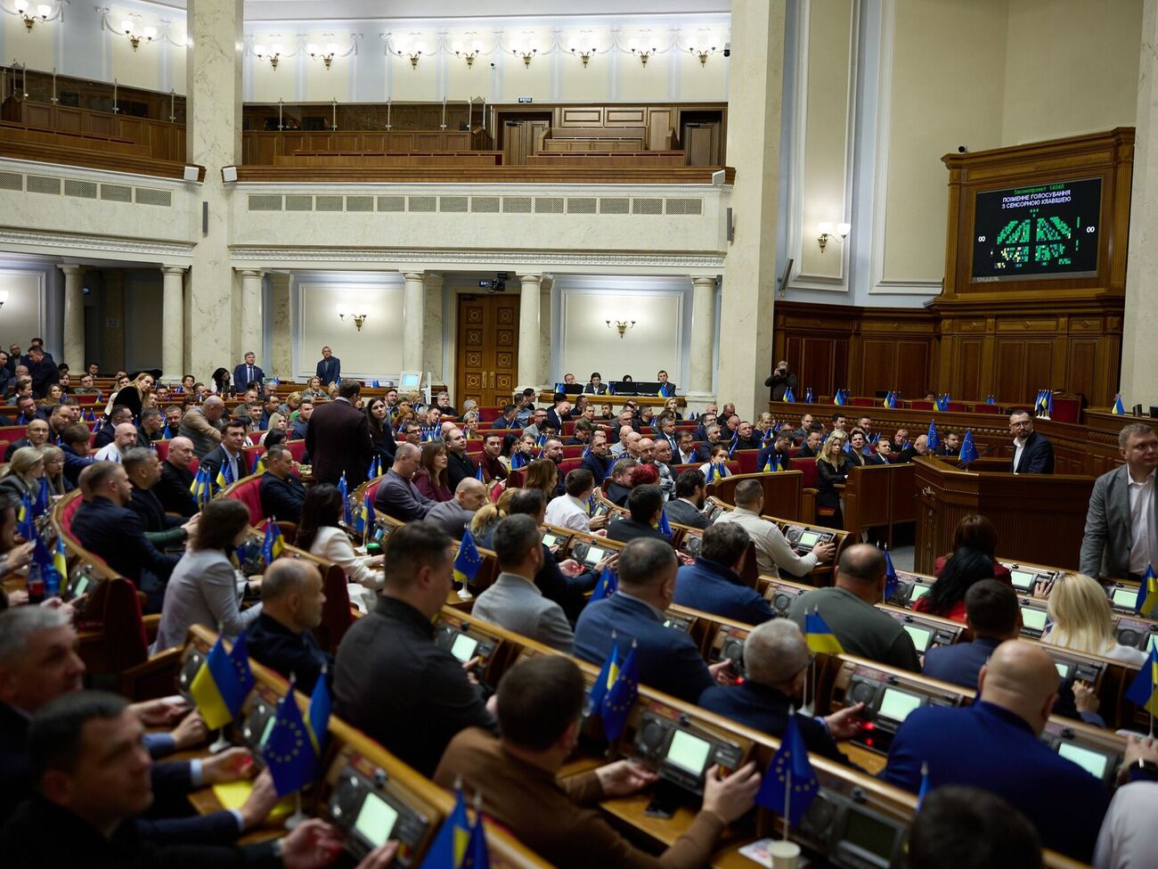 Источник в Раде подтвердил отравление среди депутатов