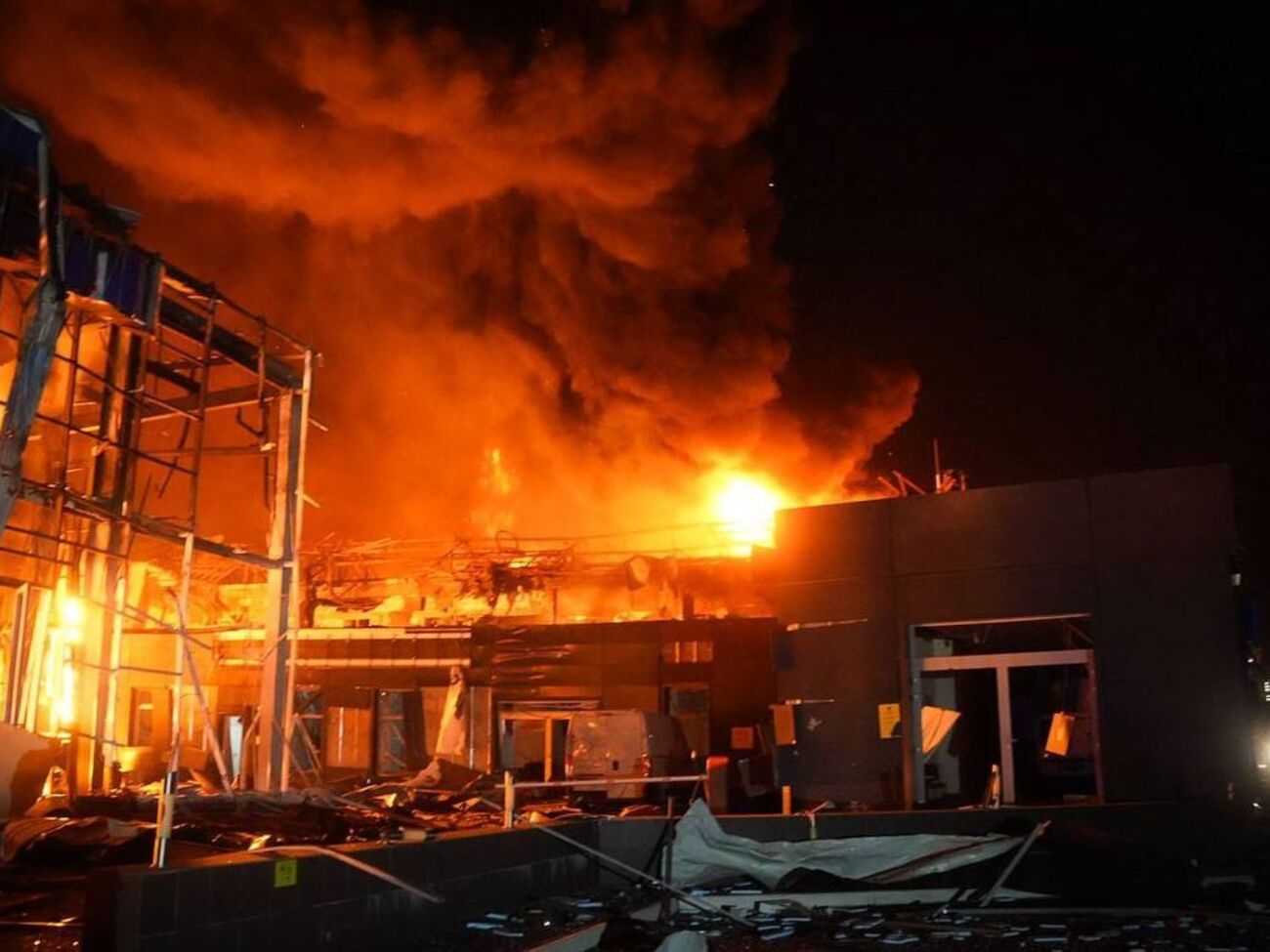 Оккупанты ударили по гражданской инфраструктуре