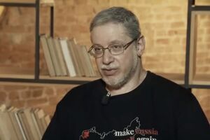 Весь мир осуждает поведение жертвы. У добрых людей аж круассан изо рта выпадает