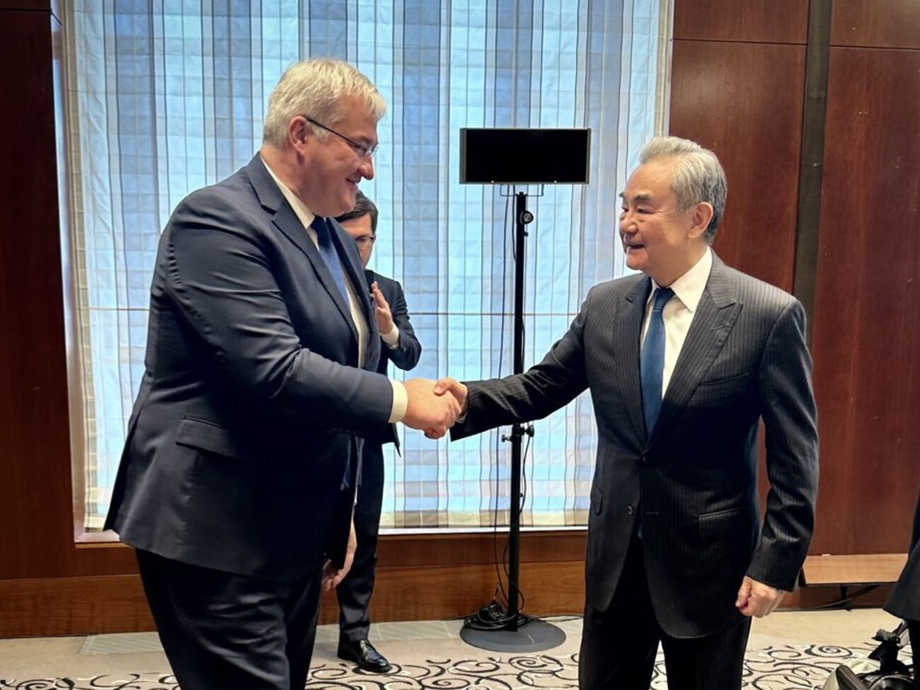 Сибига: Китай может играть важную роль в приближении справедливого мира для Украины