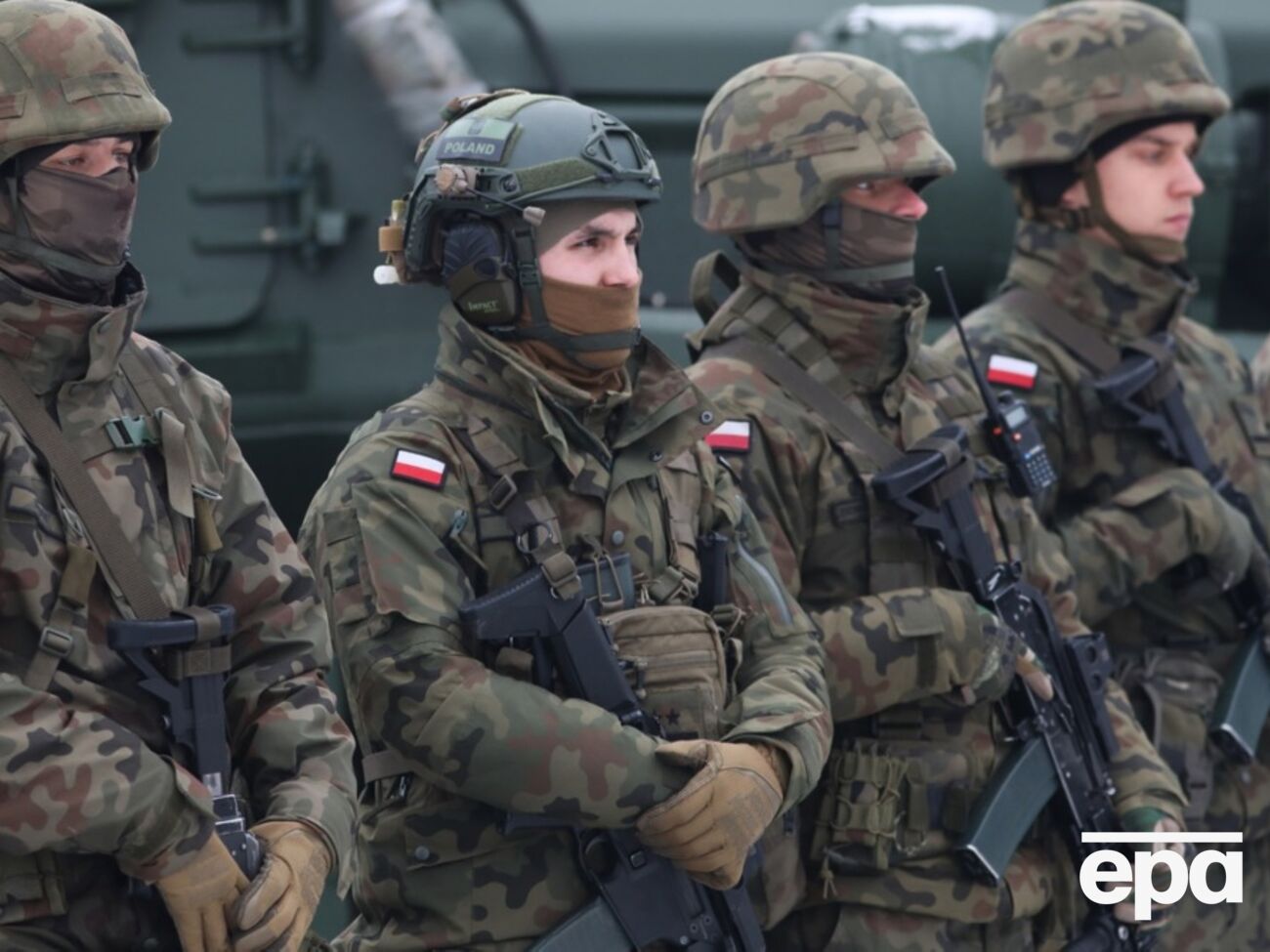 Зараз законодавство Польщі забороняє без дозволу міноборони проходити військову службу в іноземних арміях