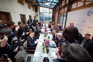 Без США зустріч "Берлінського формату" щодо України була не змістовною, зазначили джерела FT