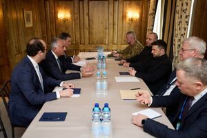 Зеленский в Мюнхене встретился с иранским кронпринцем в изгнании Пехлеви