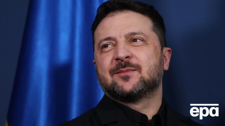 48-летний Зеленский отметил, что моложе Путина