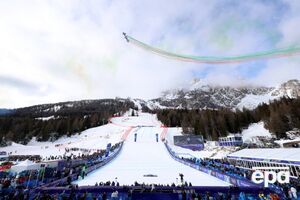 По словам спортсмена, организаторы обещают привезти еще презервативы в поселок, однако неизвестно когда