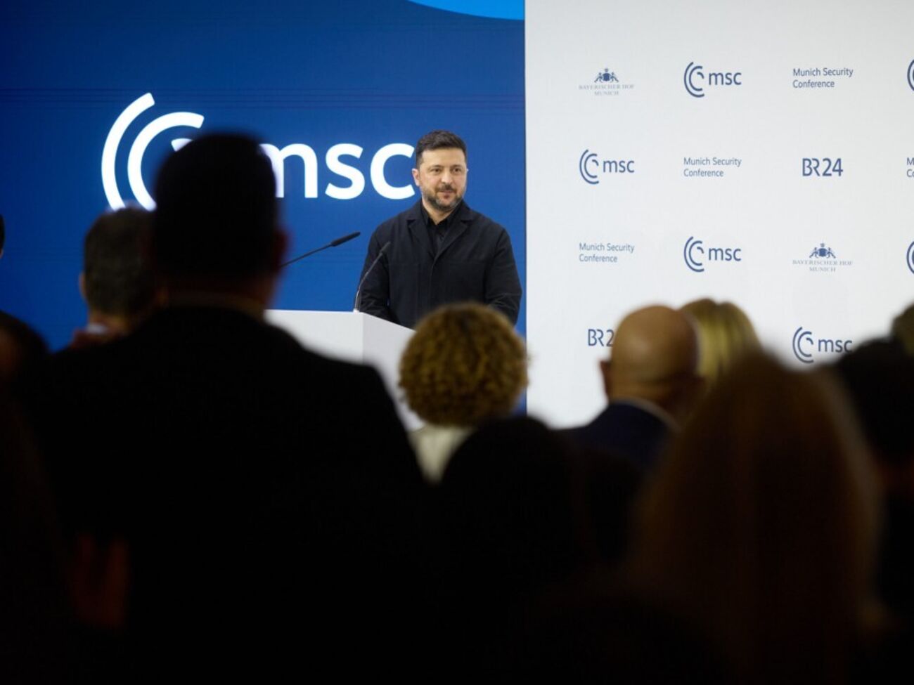 Украина готова провести с РФ обмен пленными в формате "всех на всех", отметил Зеленский