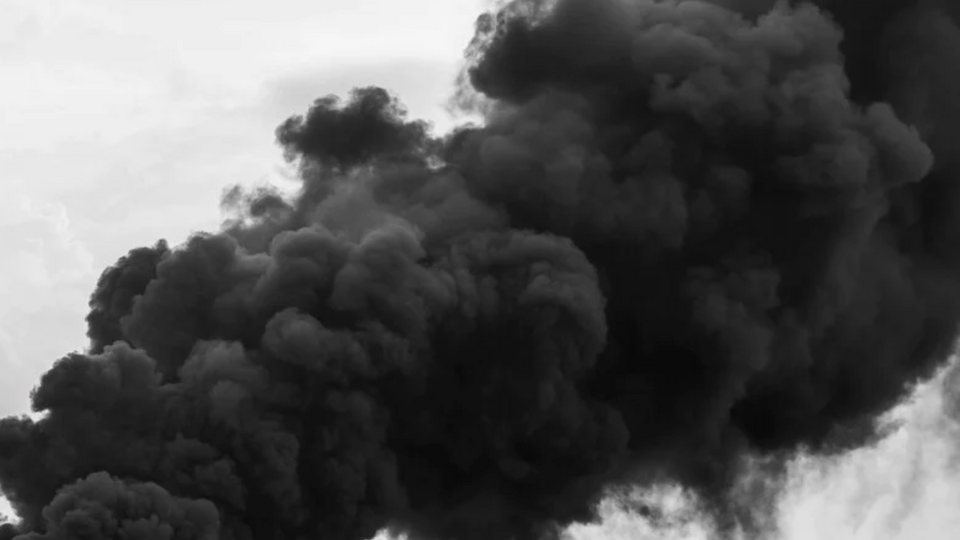 У Росії через удари безпілотників виникли пожежі