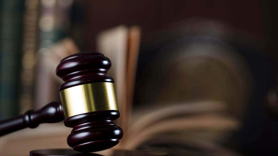 У россиян стали чаще конфисковывать имущество