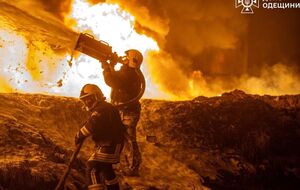 Через удар РФ сталися розлив і загоряння нафтопродуктів