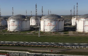 На территории терминала возник пожар