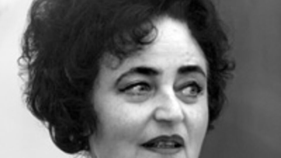 Юрченко родилась 14 марта 1943 года в Харькове, детство ее прошло в Полтаве