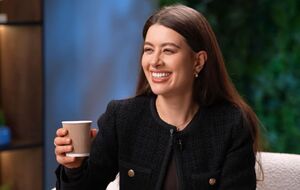 Эсхакзай: Сейчас у меня парень на семь лет моложе меня