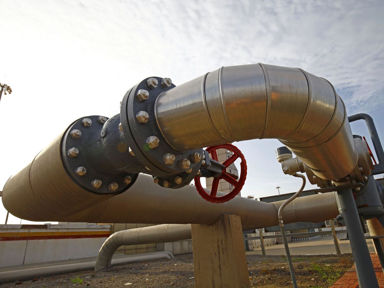 В Венгрии заявляют, что энергетическая безопасность страны зависит от поставок дешевой российской нефти