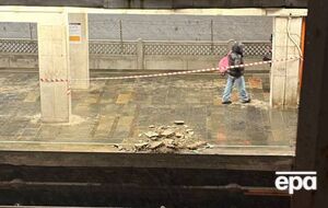 Обвалы произошли в один день на двух станциях