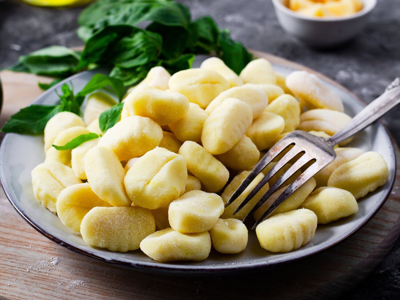 Для теста возьмите 250 г творога