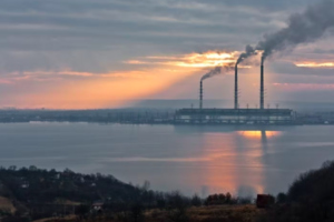 Після вибухів у Бурштині зникли тепло й гаряча вода