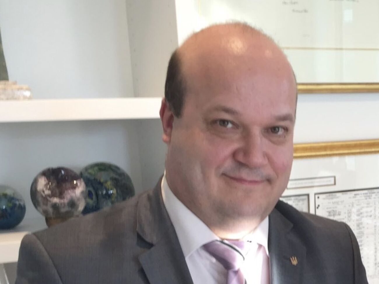 Нас будут "качать", угрожать, обманывать. Если бы все было так просто, война не длилась бы 12 лет