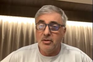 Починати переговори варто було б із відповіді на путінський терор, а не із планів спільного заробітку