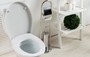 Никогда не смешивайте уксус с отбеливателем, аммиаком или агрессивными химикатами