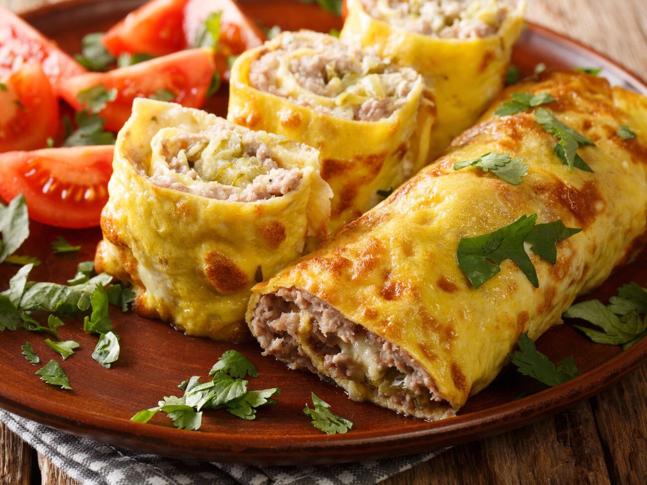 На 100 г фарша понадобится одно яйцо