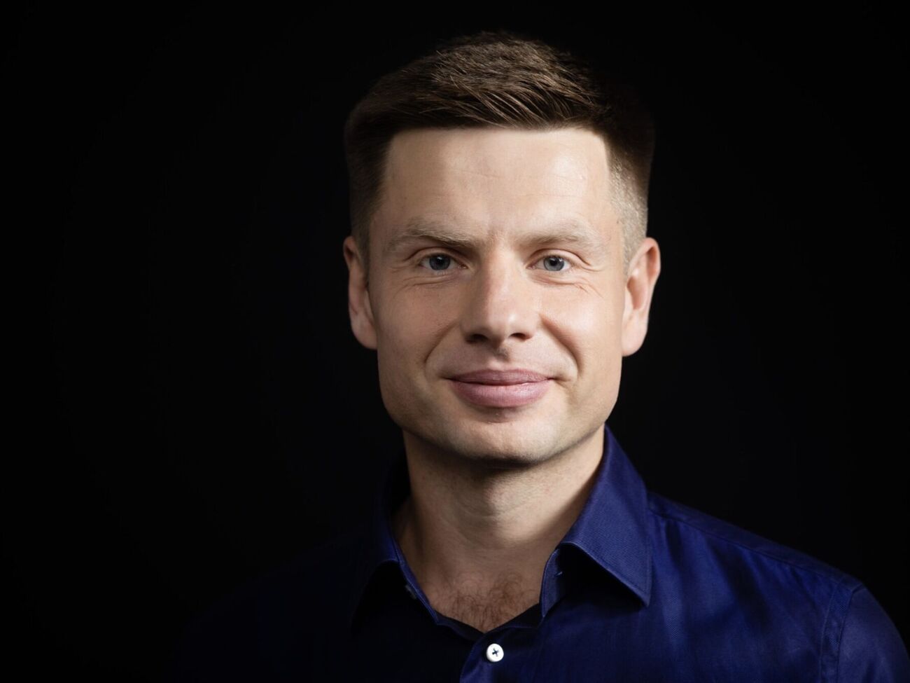 Кортеж, самолет, охрана. Самое страшное – на следующий день после поражения. Никто не берет трубку