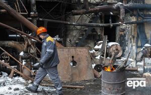 Энергетики часто рискуют жизнью, когда восстанавливают сети после обстрелов, подчеркнула Свириденко