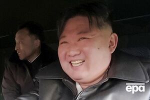 Кім Чен Ин назвав виробників РСЗВ "найбільшими революціонерами й патріотами"