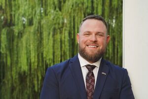 Ремет обошел кандидата от республиканцев