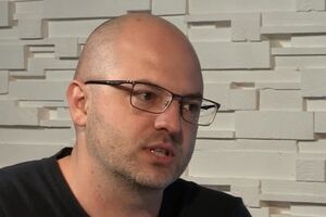 Не нужно думать, что переговорная хрень ходит по кругу. Уже нет