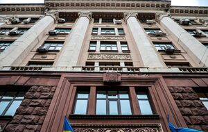 У ДБР стверджують, що документи на машини оформили заднім числом