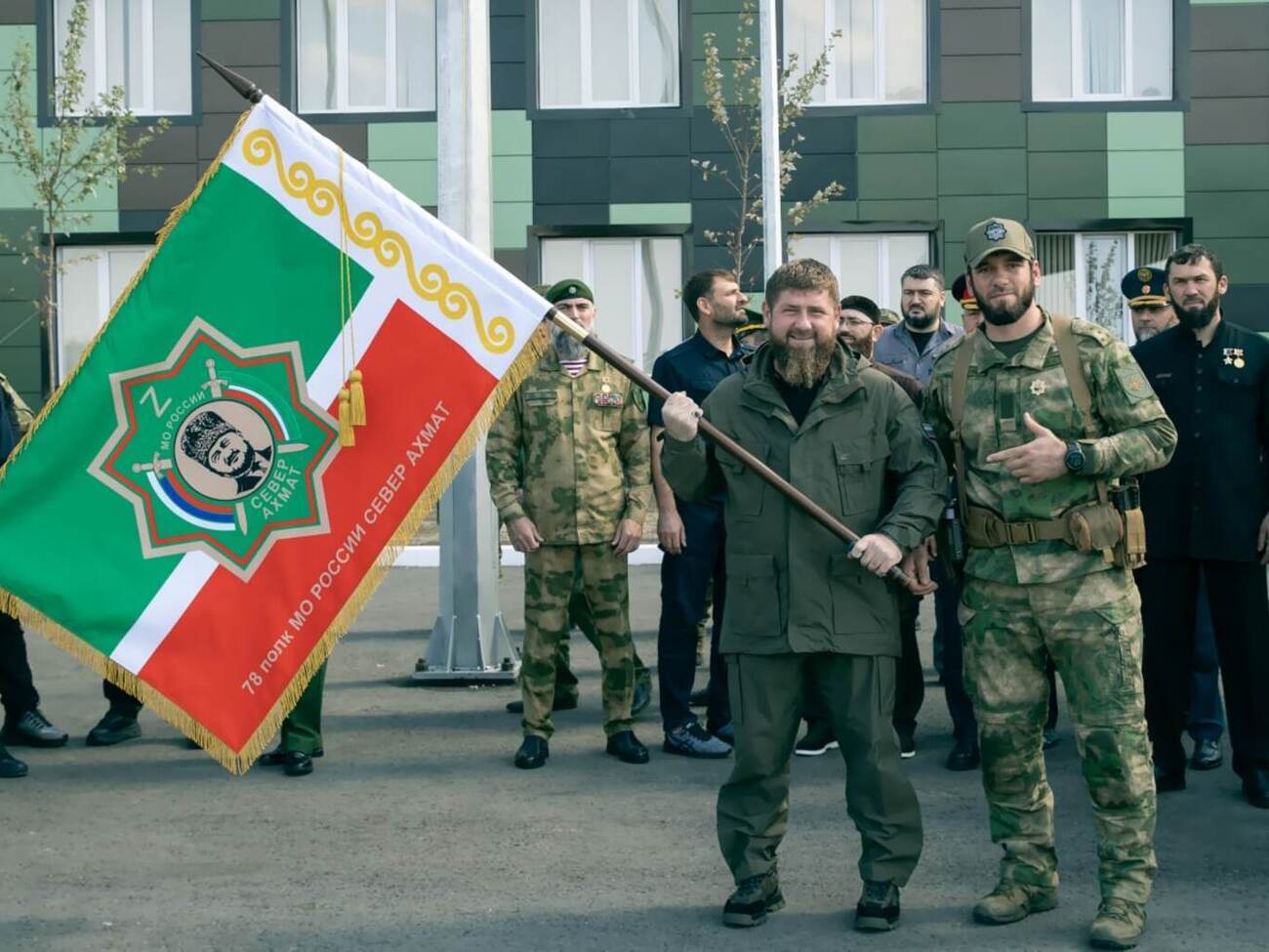 Боевики "Север-Ахмат" готовятся к захвату прибыльных предприятий в Токмаке