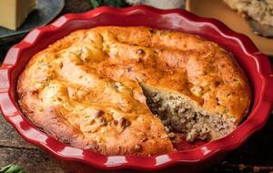 Пиріг подають охолодженим