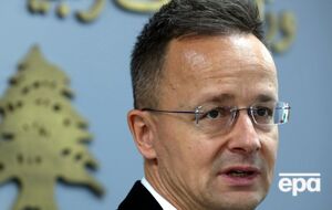 Угорщина вимагає скасувати рішення ЄС про заборону імпорту енергоносіїв із РФ, зазначив Сійярто