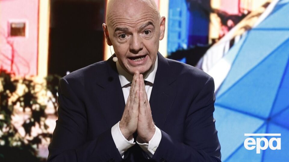 Инфантино считает, что отстранение РФ от соревнований породило "еще больше разочарования и ненависти"