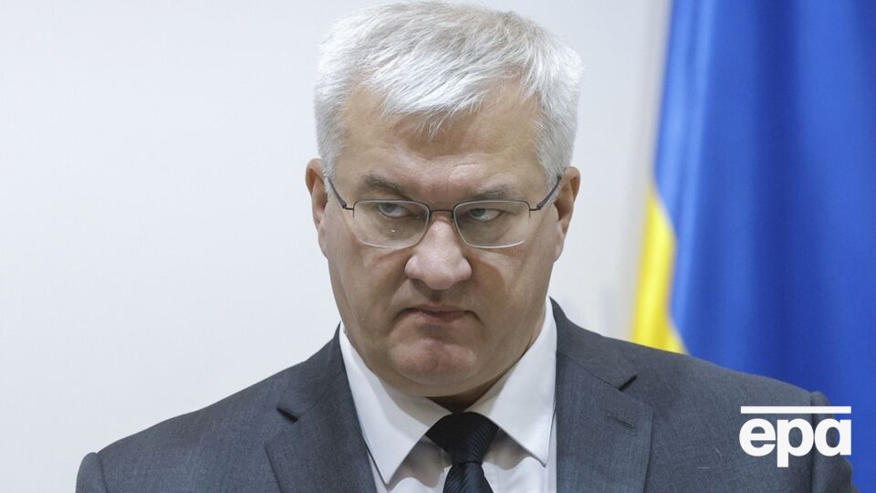 Моральные дегенераты предлагают отменить запреты для РФ, несмотря на то, что она не прекратила войну, отметил Сибига