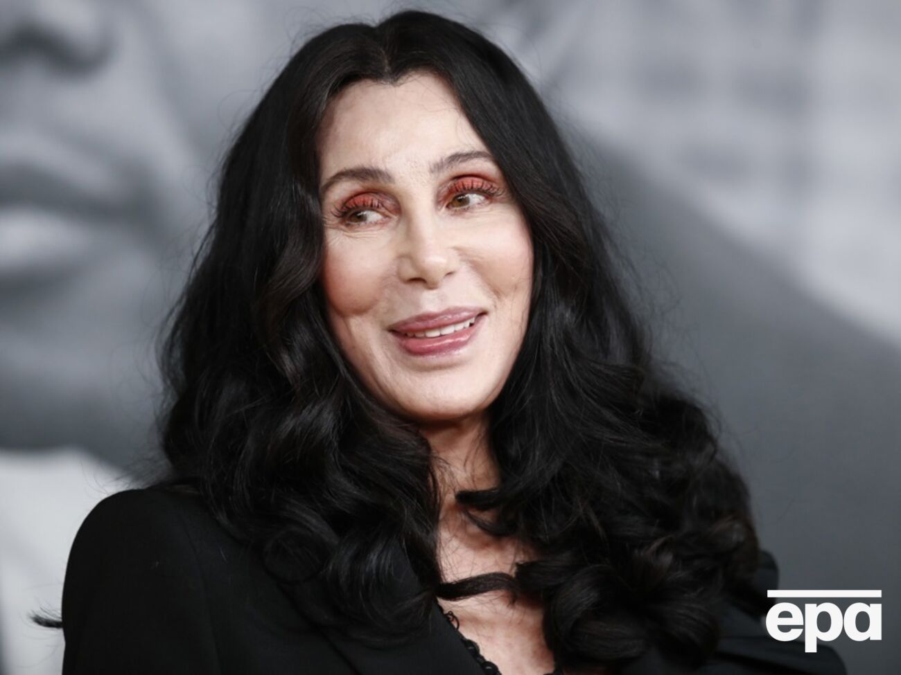 Шер народилася 20 травня 1946 року у штаті Каліфорнія