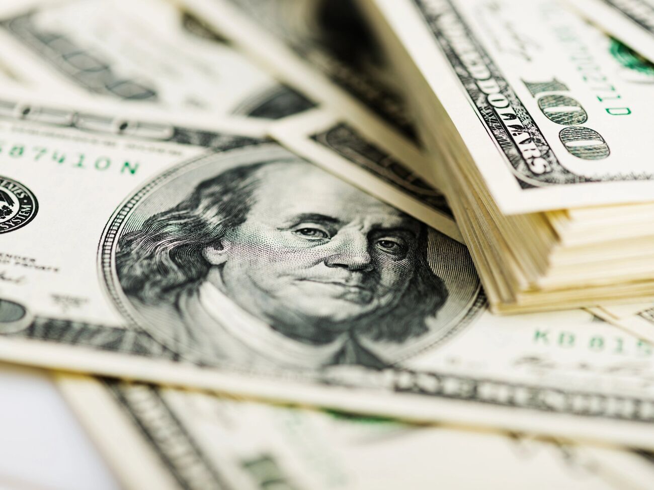 Фінансова допомога Україні від США впала фактично до нуля